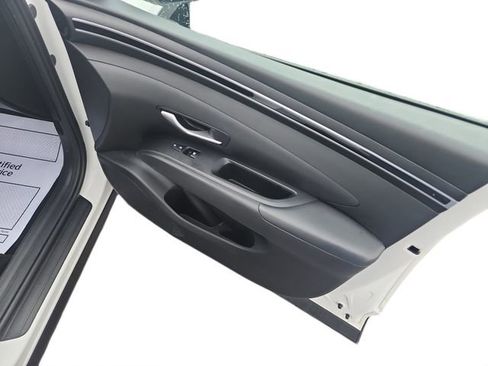 Used 2023 Hyundai Tucson SEL FWD image 12