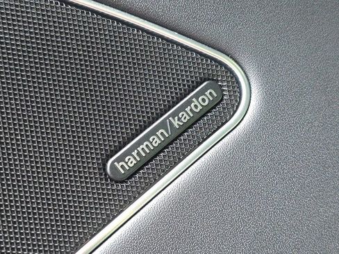 Used 2023 Maserati Levante Modena AWD/4WD image 27