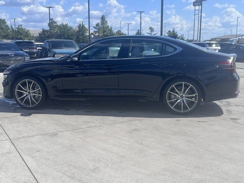 Used 2025 Genesis G70 2.5T image 2
