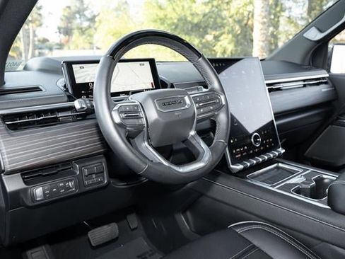 Used 2024 GMC Sierra EV Denali image 45