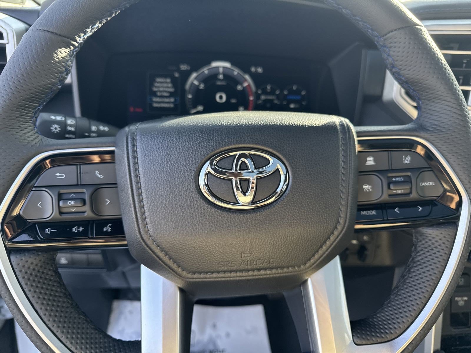New 2025 Toyota Tundra Platinum AWD/4WD image 18