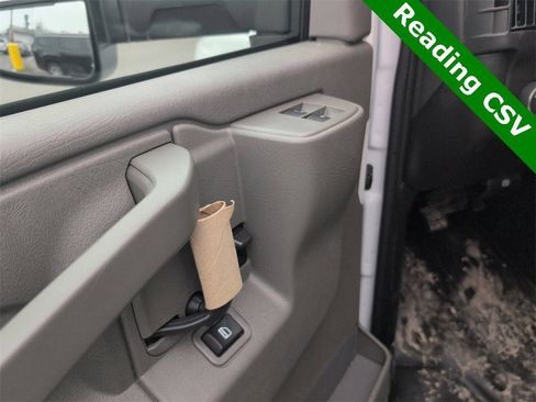 New 2025 Chevrolet Express 3500 image 16