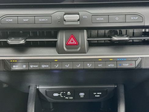 Used 2025 Kia K4 FWD image 23
