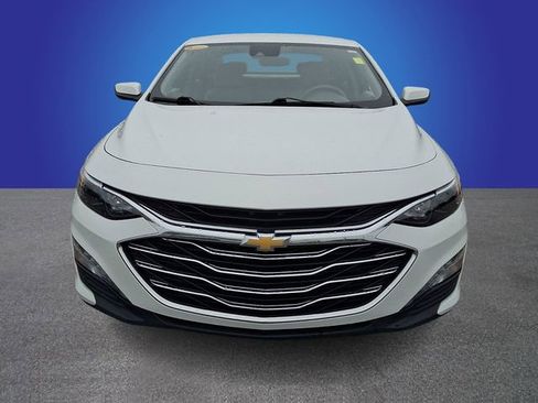 Used 2024 Chevrolet Malibu LT FWD image 2