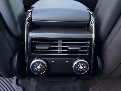 Certified 2025 Land Rover Range Rover Sport Dynamic SE image 17