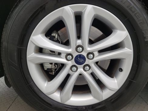 Used 2020 Ford Edge SEL AWD/4WD image 31