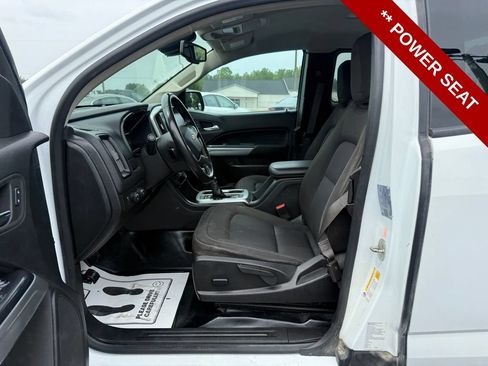 Used 2022 Chevrolet Colorado LT w/ Fleet Safety Package AWD/4WD image 13