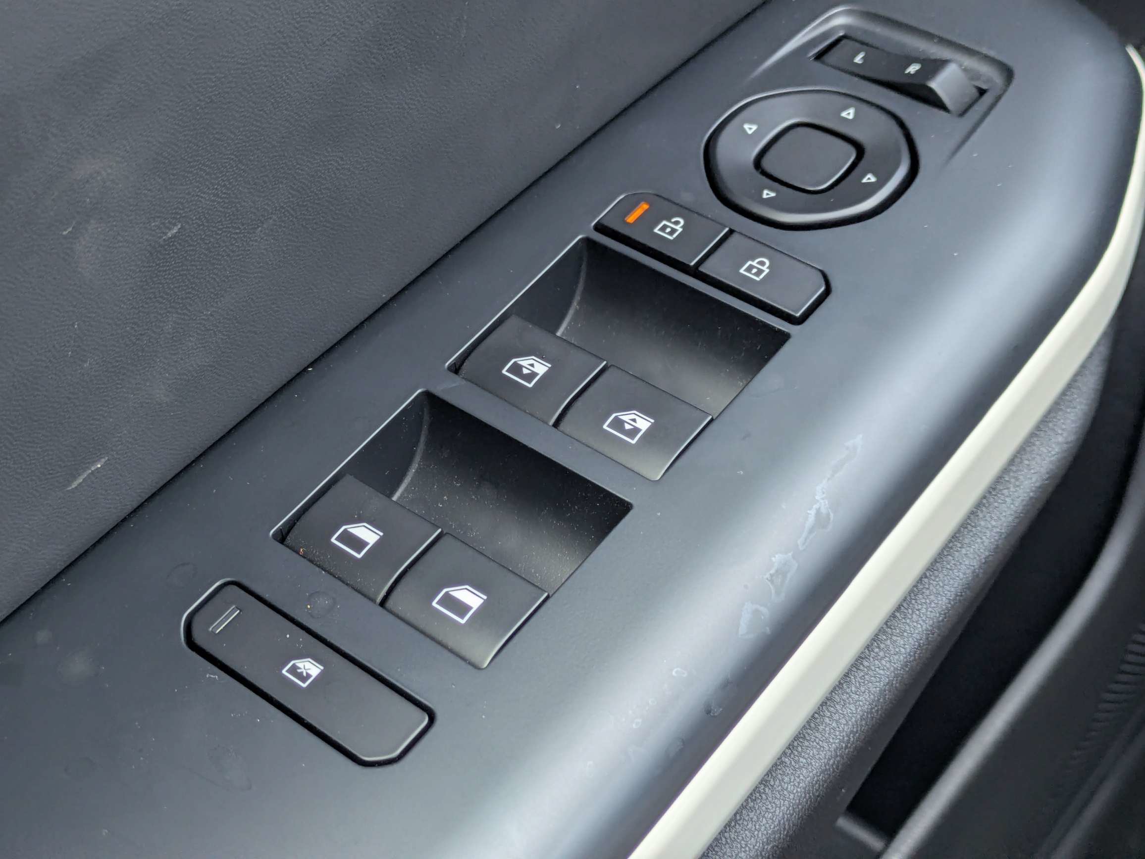 New 2026 Kia K4 EX w/ GT-Line Sunroof Package FWD image 26