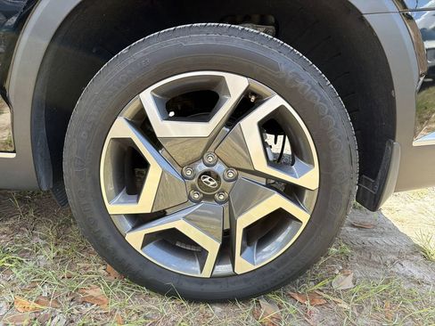 Used 2024 Hyundai Palisade SEL w/ Premium Package FWD image 8
