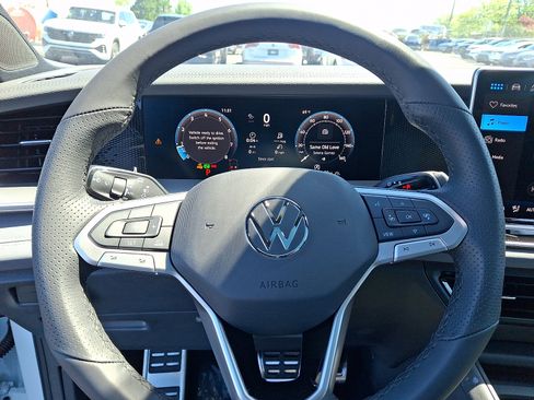 New 2026 Volkswagen Tiguan SE R-Line AWD/4WD image 12