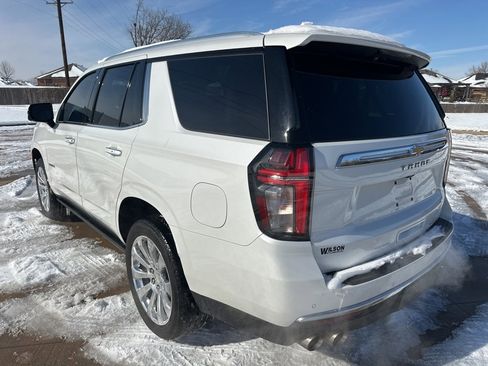 Used 2021 Chevrolet Tahoe Premier w/ Premium Package image 3