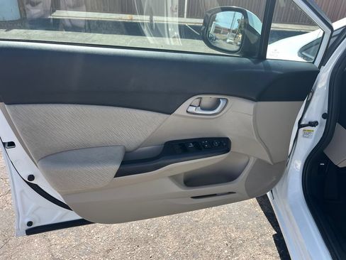 Used 2013 Honda Civic LX image 10