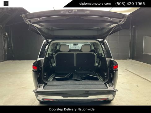 Used 2023 Rivian R1S Adventure image 43