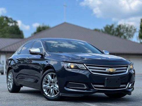 Used 2019 Chevrolet Impala LS FWD image 3