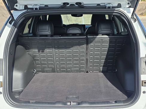 Used 2024 Jeep Compass Latitude image 22