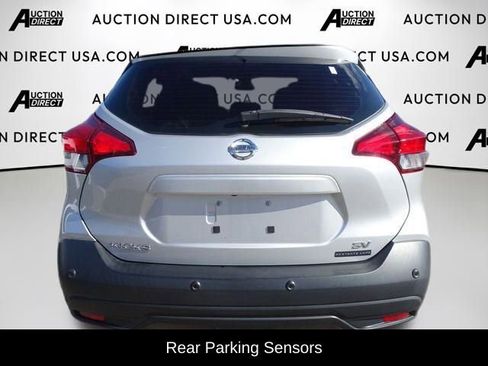 Used 2020 Nissan Kicks SV image 5