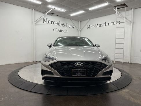 Used 2021 Hyundai Sonata SEL w/ Convenience Package FWD image 2