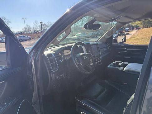 Used 2019 RAM 1500 Laramie image 9