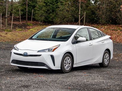 Used 2022 Toyota Prius L Eco