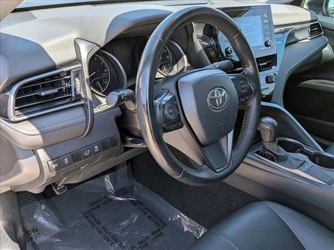 Used 2023 Toyota Camry SE FWD image 10
