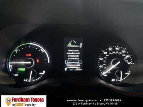 Used 2024 Toyota Sienna LE FWD image 26