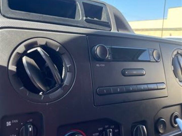 Used 2013 Ford E-250 and Econoline 250 w/ PWR Group RWD image 15