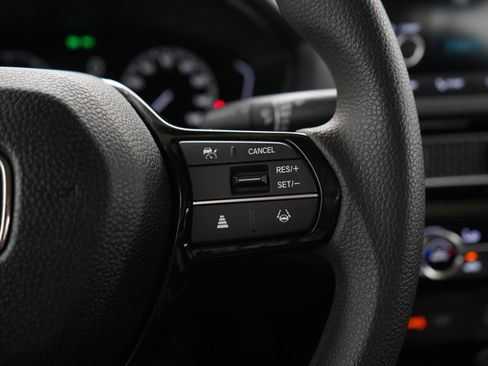 Used 2023 Honda Civic LX image 25