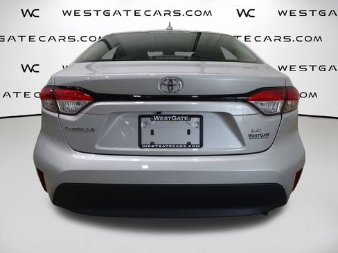 Used 2023 Toyota Corolla LE image 7