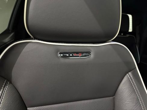 Used 2023 GMC Sierra 1500 AT4X image 39