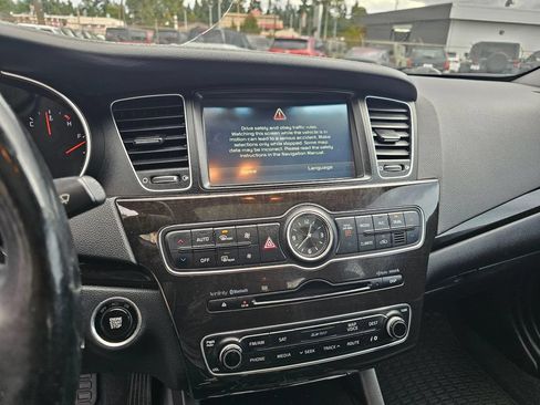 Used 2014 Kia Cadenza Premium w/ Luxury Package FWD image 27