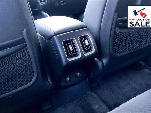 Used 2023 Kia Sorento LX AWD/4WD image 35