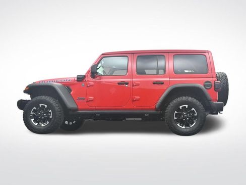 Used 2025 Jeep Wrangler Unlimited Rubicon 4xe w/ Convenience Group image 37