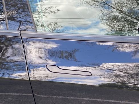 Used 2021 Tesla Model Y Performance image 14