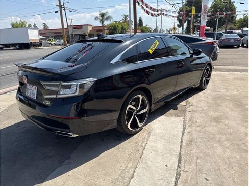 Used 2021 Honda Accord Sport image 8