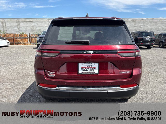 Used 2024 Jeep Grand Cherokee Laredo X w/ Luxury Tech Group I AWD/4WD image 6