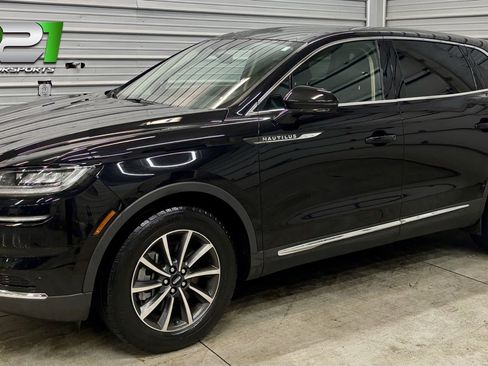Used 2022 Lincoln Nautilus AWD image 1