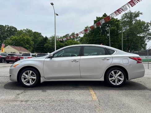 Used 2015 Nissan Altima 2.5 SL w/ Moonroof Package FWD image 7