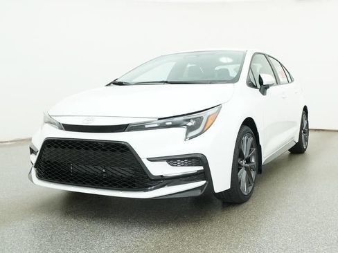 New 2026 Toyota Corolla SE FWD image 32