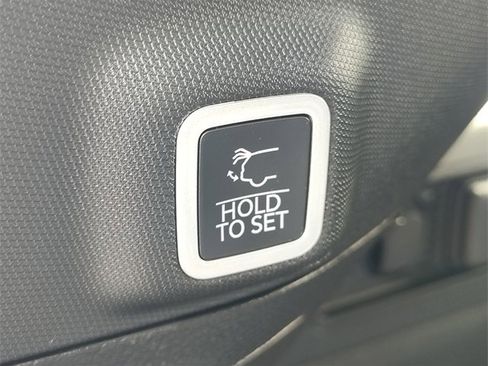 New 2026 Jeep Grand Cherokee Limited image 35