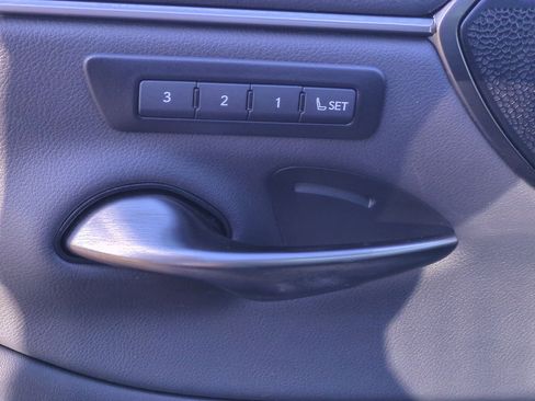 Used 2022 Lexus ES 300h Ultra Luxury image 15