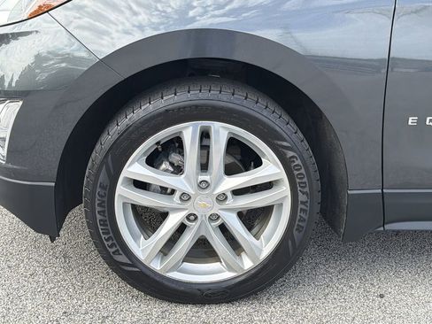 Used 2018 Chevrolet Equinox Premier FWD image 32