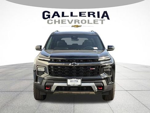 New 2026 Chevrolet Traverse Z71 w/ Driver Confidence Package image 3