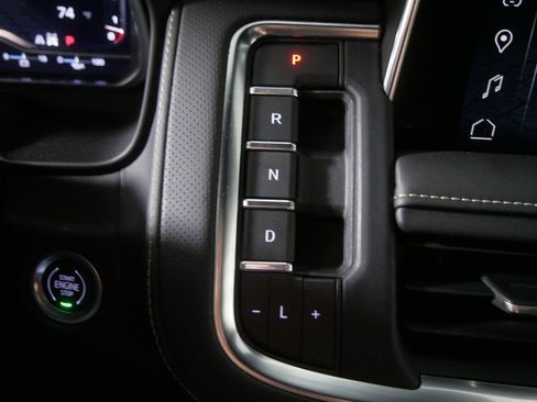 Used 2023 GMC Yukon SLT w/ SLT Premium Package AWD/4WD image 26