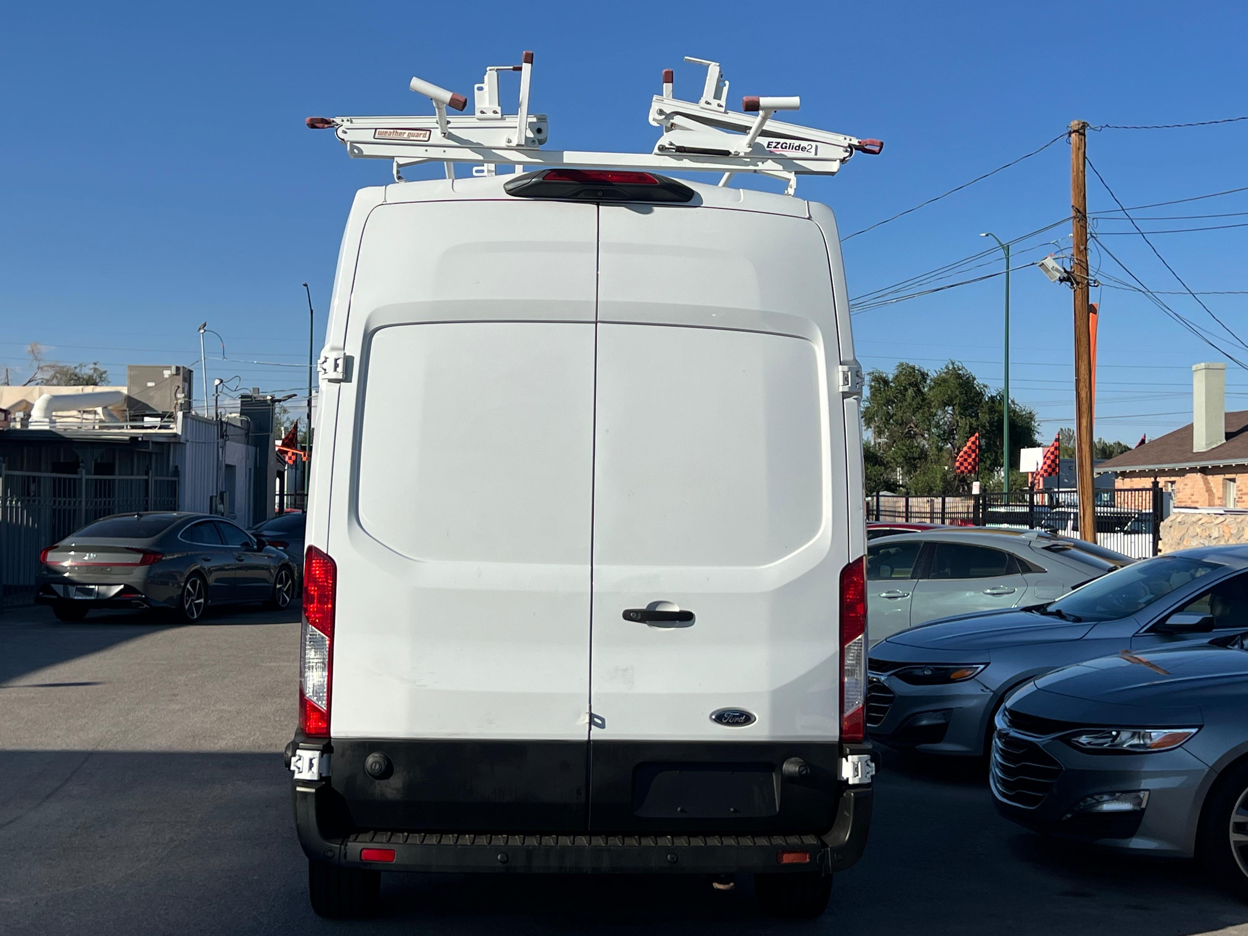 Used 2019 Ford Transit 250 148 High Roof RWD image 4