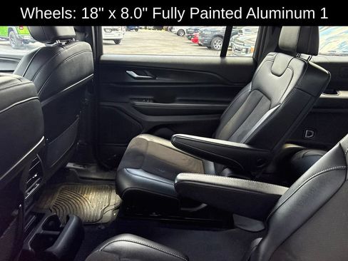 Used 2023 Jeep Grand Cherokee L Altitude AWD/4WD image 21
