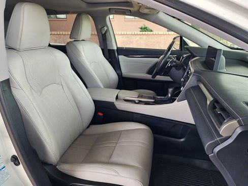 Used 2022 Lexus RX 350L Luxury image 70