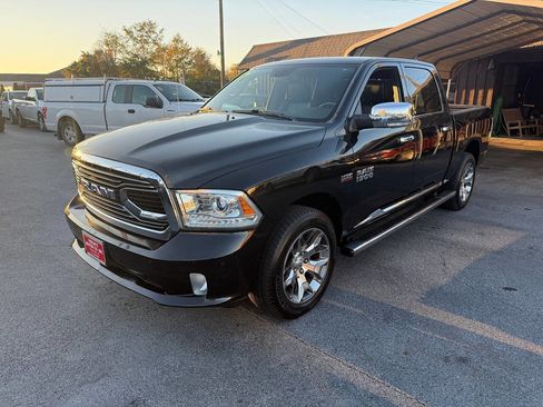 Used 2017 RAM 1500 Limited image 8