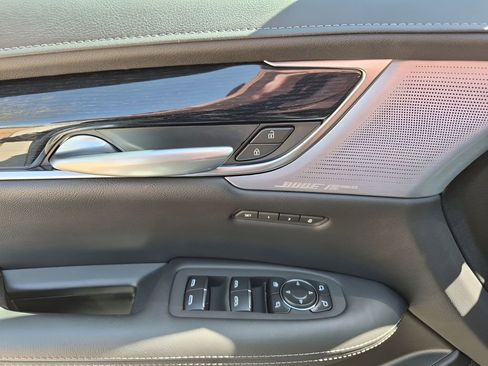 New 2026 Cadillac XT5 Premium Luxury w/ LPO, ONYX Package FWD image 31
