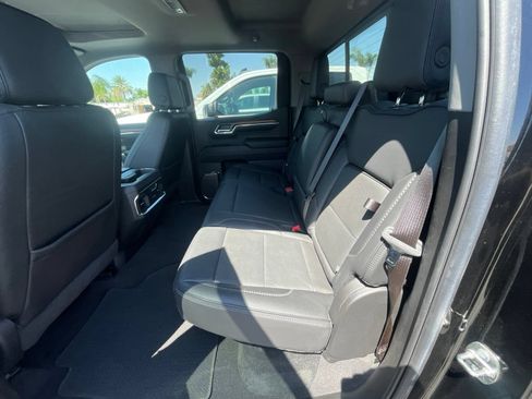 Used 2024 GMC Sierra 1500 Denali AWD/4WD image 7