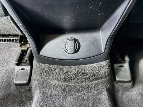 Certified 2025 Kia Sorento S w/ Panoramic Sunroof Package FWD image 27